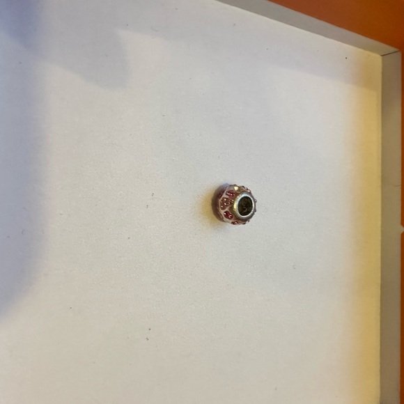 Pandora Crystal Hearts charm - Picture 2 of 2